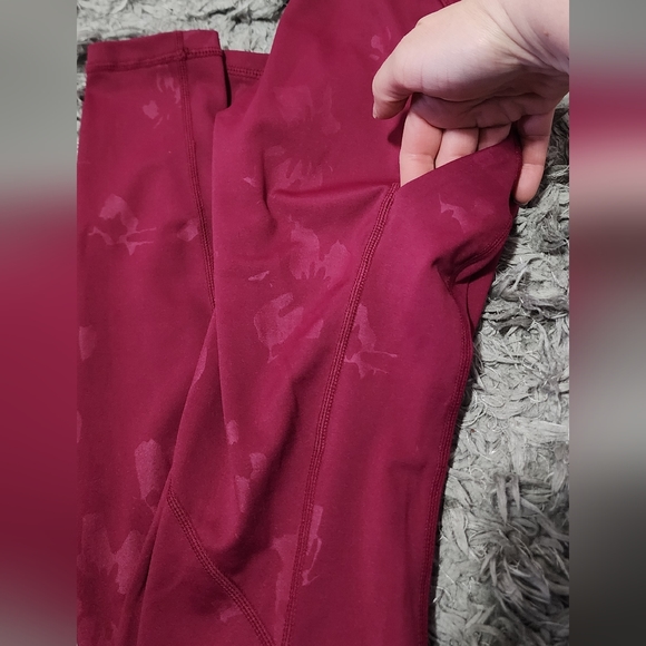 Echt Burgandy Leggings with Pockets - Picture 4 of 4